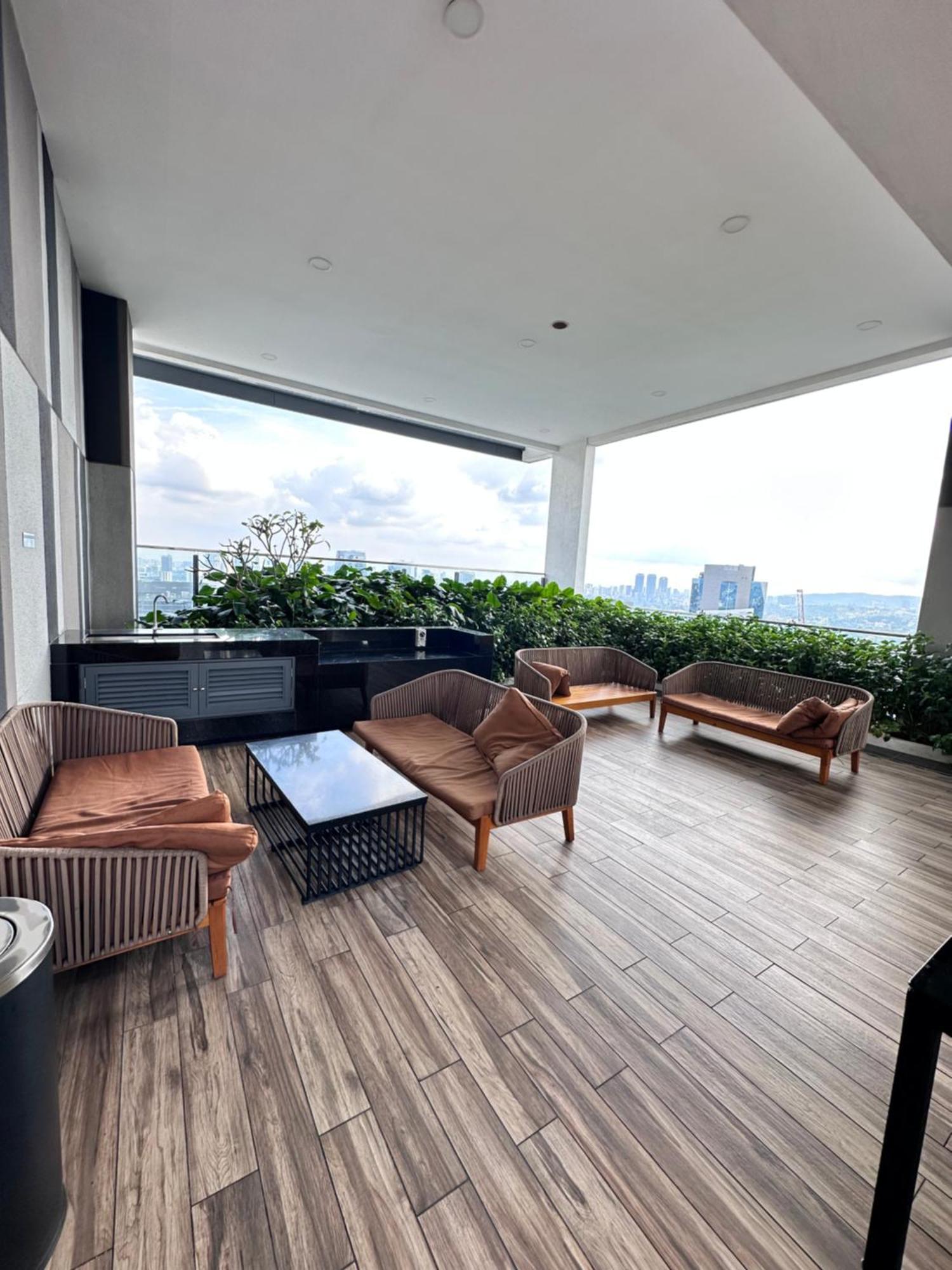 The Luxe Infinitum Klcc By Kl Malaysia Apartment Kuala Lumpur Exterior photo
